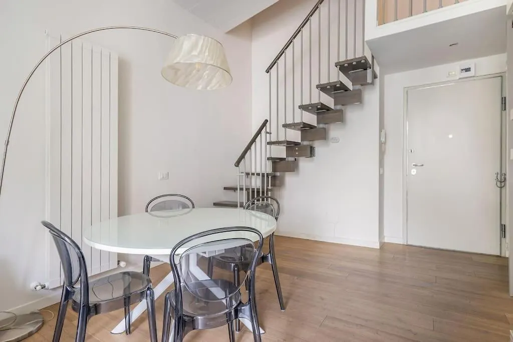 Gio Apartment - Free Garage - Fortezza Da Basso Florence 0*,  Italy